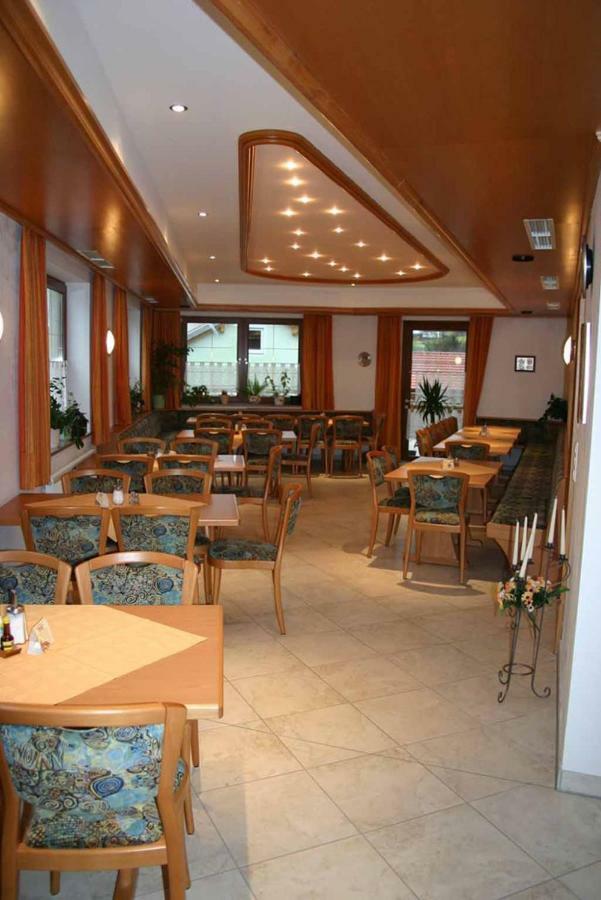 Gasthof-Pension-Metzgerei Jaeger Michelsneukirchen 외부 사진